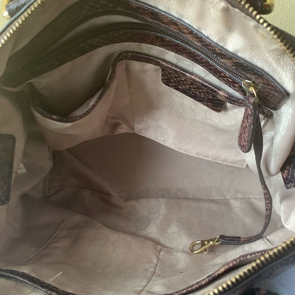 Michael Kors Purse and Wallet Python - Picture 8 of 14